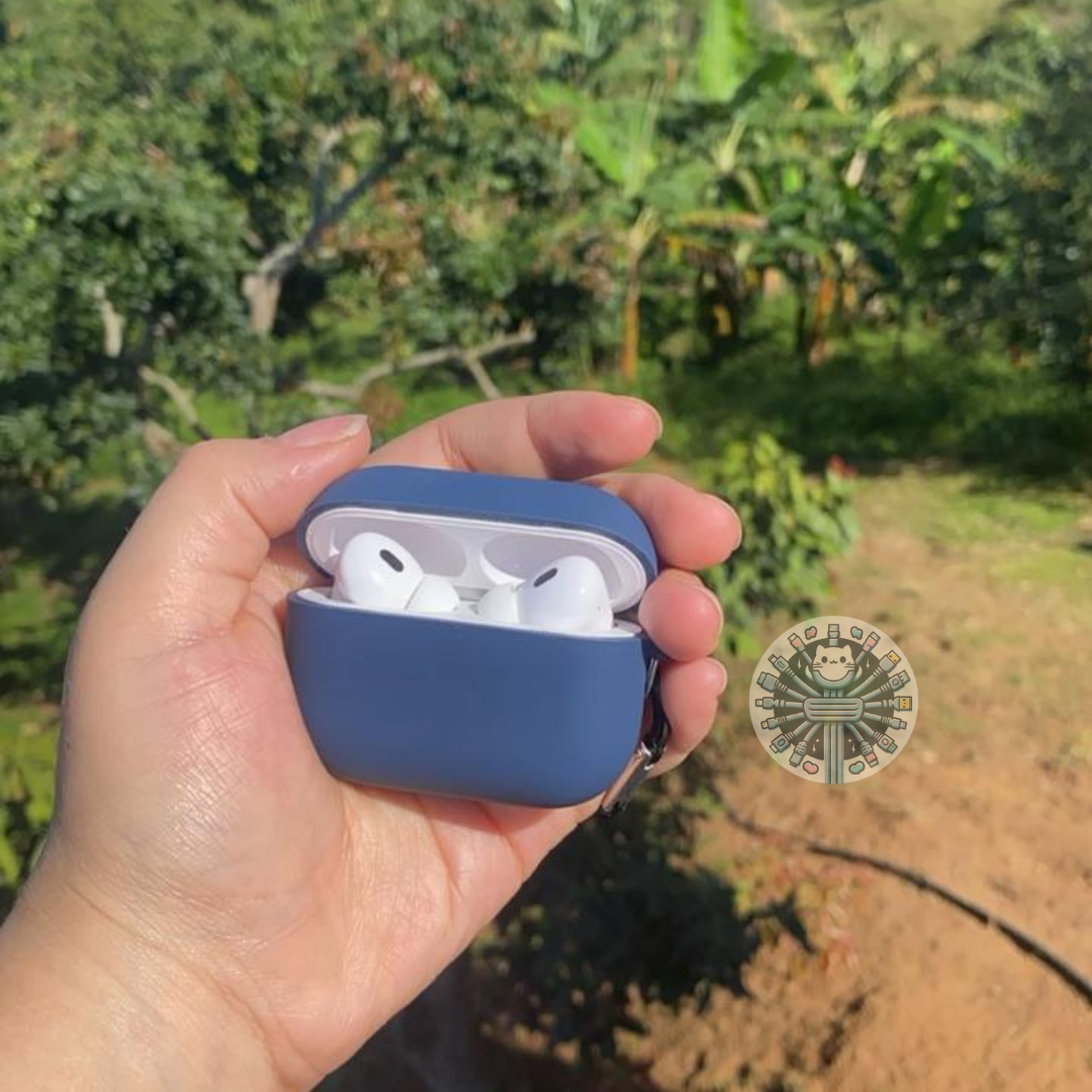 Estuche Protector de AirPods- Silicona Mate Clásica - Imagen 3